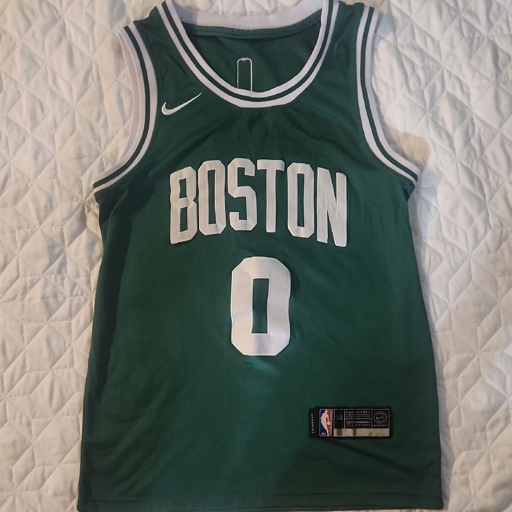 Nike Men’s Green NBA Swingman Jersey Size 44